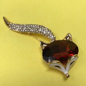 Metal Gallery Red Fox Brooch